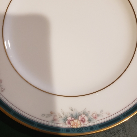 Noritake Landon 5-piece place setting - Picture 3 of 5